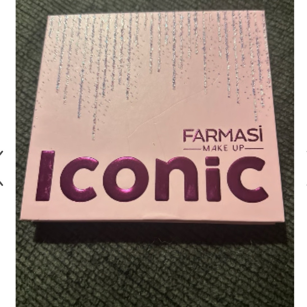 Farmasi Makeup Palette in Pink and Purple